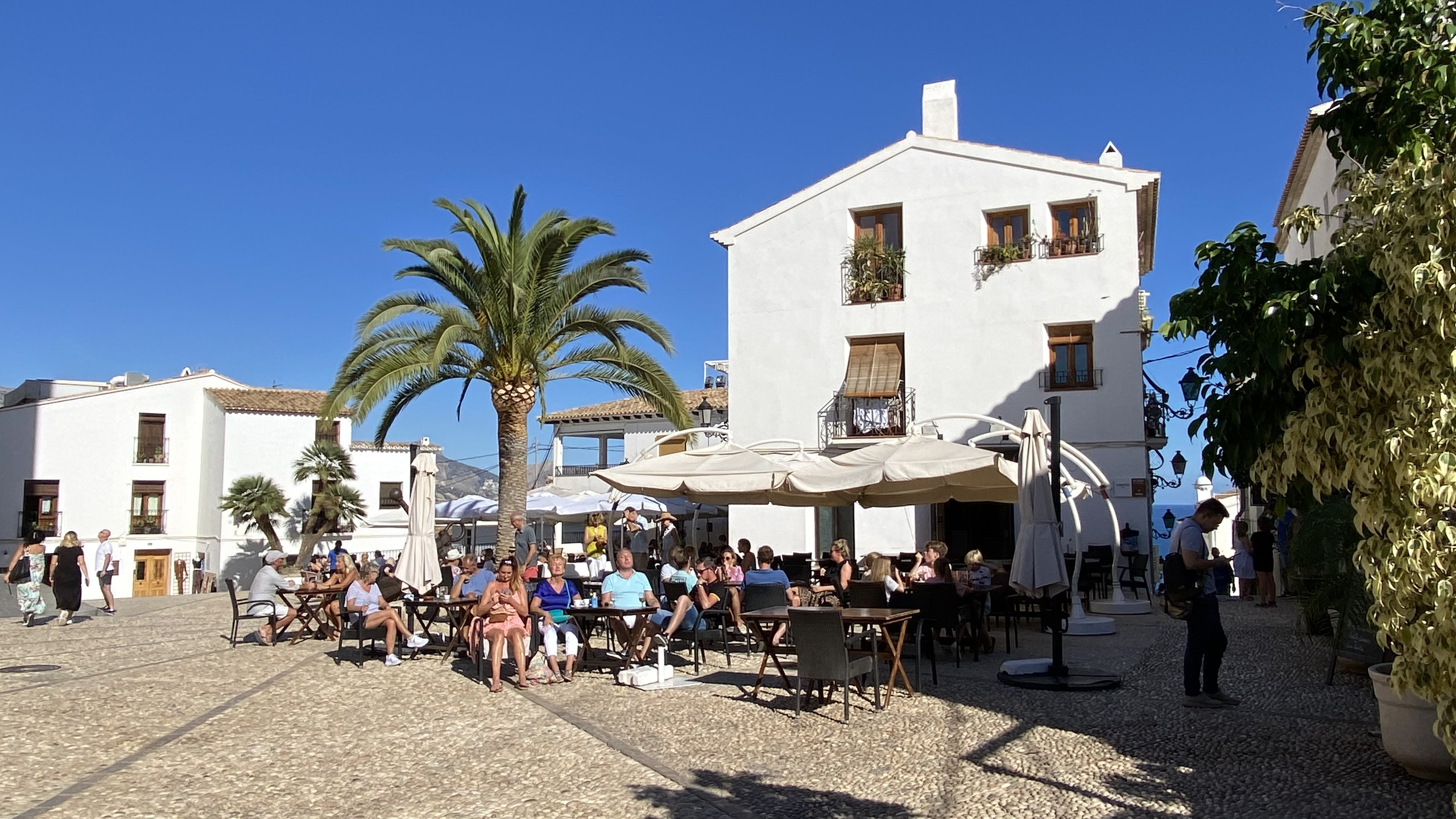 Gezellige terrasje in Altea op het Plaza de la Iglesia