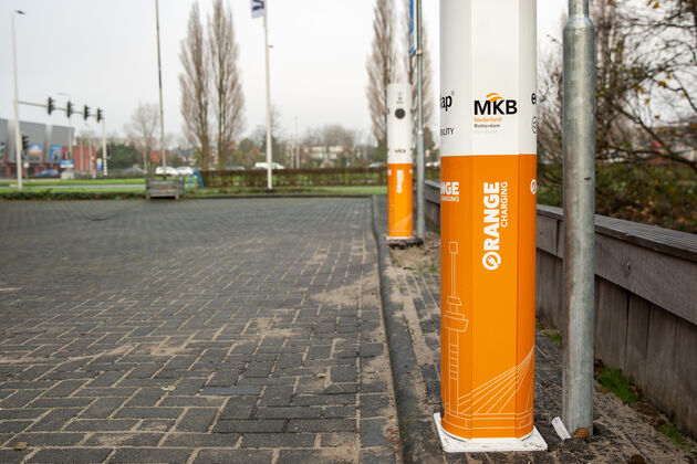 Laadpaal van Orange Charging.