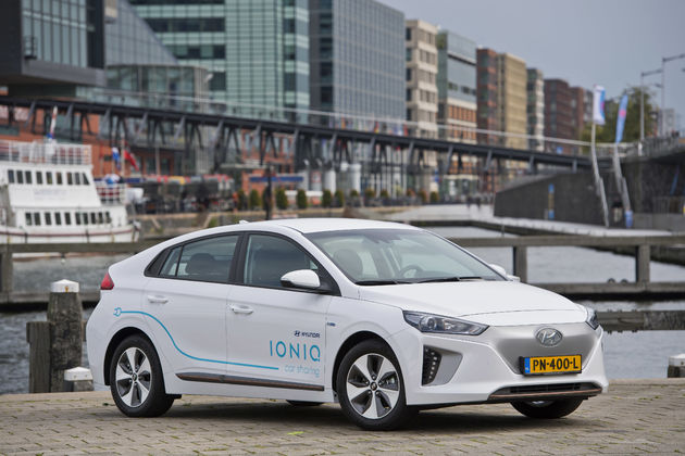 Hyundai IONIQ Car-sharing in Amsterdam