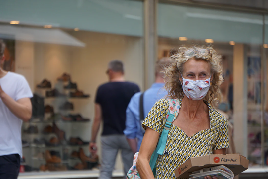 Nederlanders volgen eigen gevoel in tijden van pandemie.